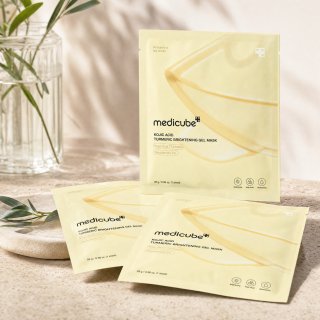 Medicube гел маска Kojic Acid Turmeric Brightening Gel Mask 4 x 28 g